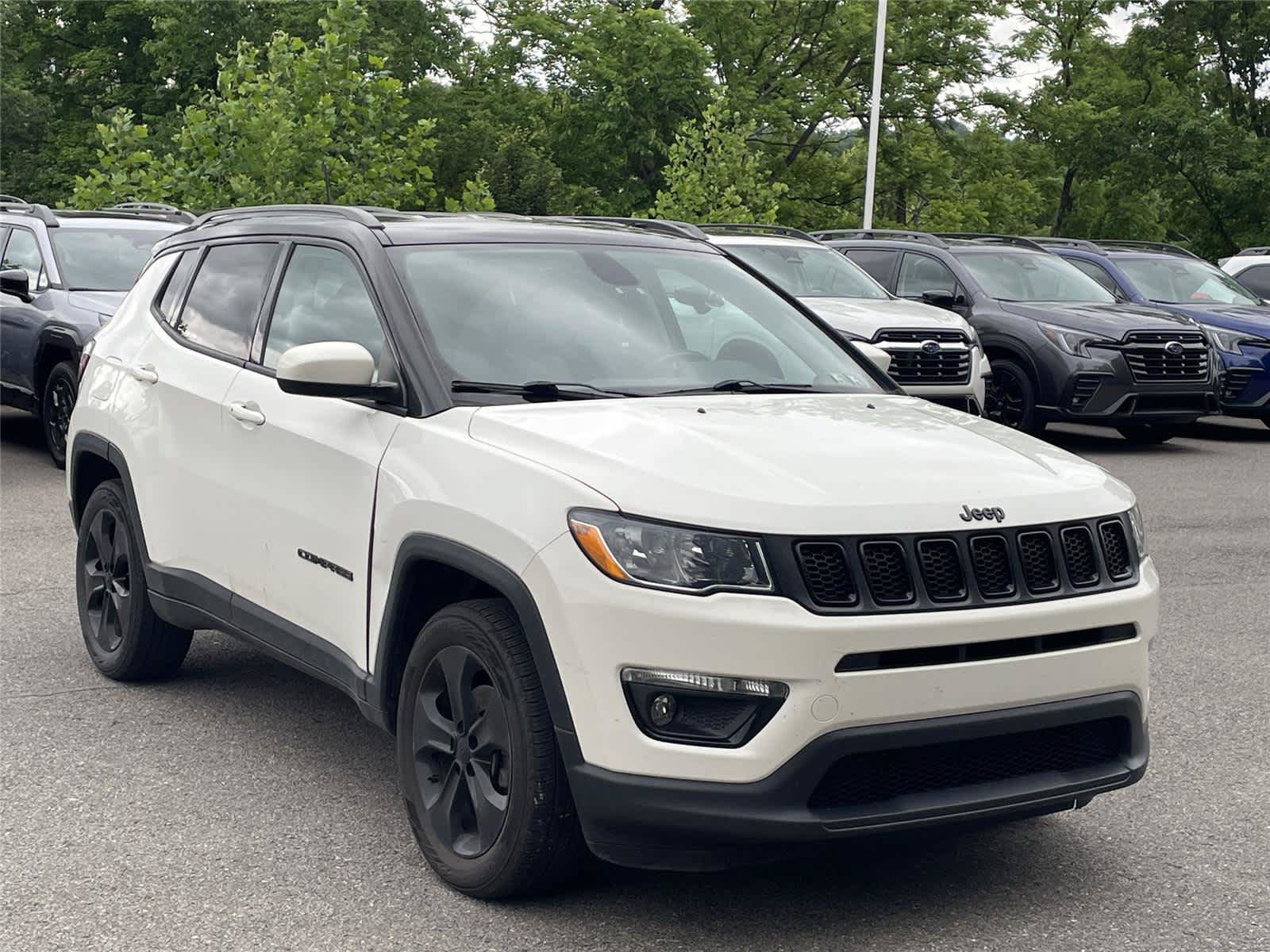Used 2019 Jeep Compass Latitude AWD/4WD image 4
