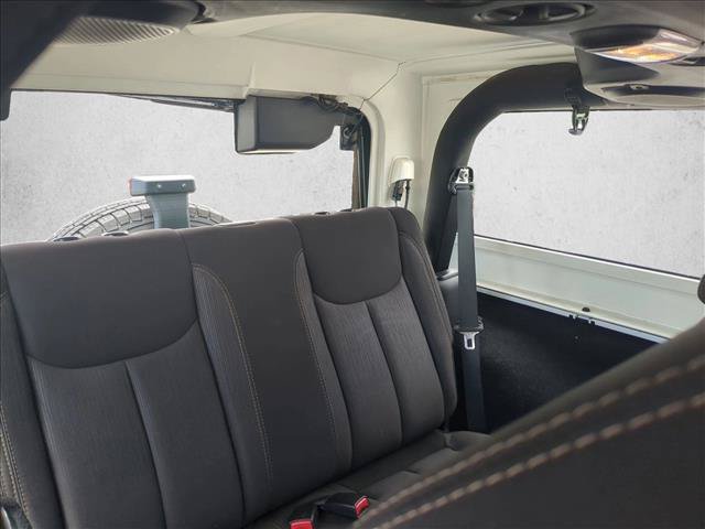 Used 2014 Jeep Wrangler Rubicon w/ Power Convenience Group AWD/4WD image 15