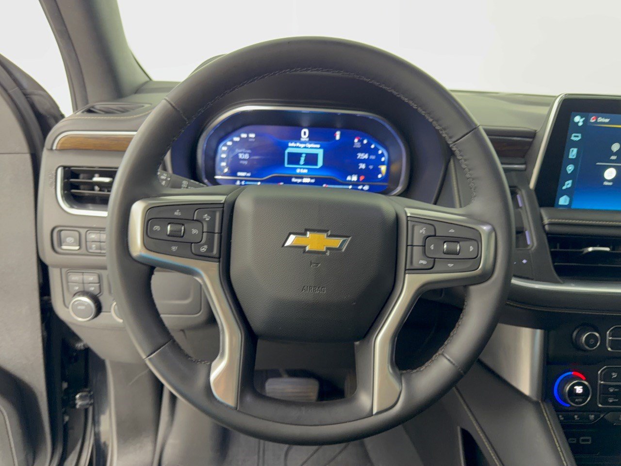 Used 2023 Chevrolet Tahoe Premier AWD/4WD image 10