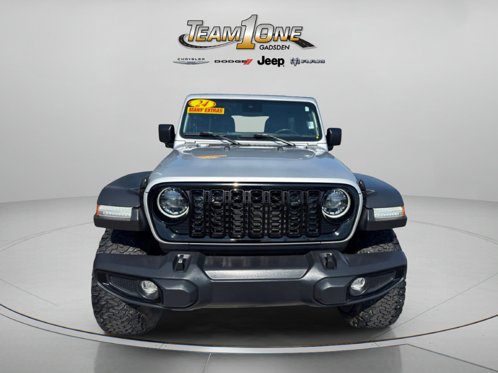 Used 2024 Jeep Wrangler Unlimited Sport AWD/4WD image 3