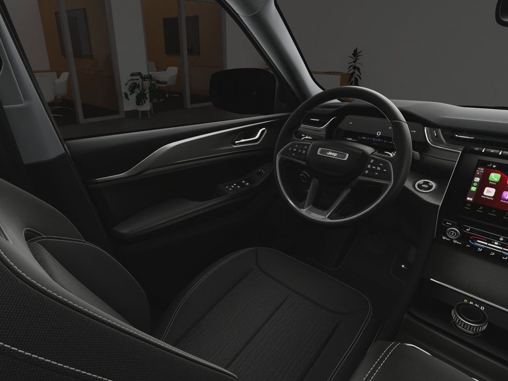 New 2025 Jeep Grand Cherokee Laredo X w/ Luxury Tech Group I image 21