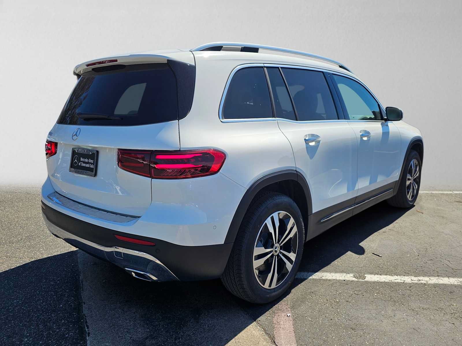 New 2026 Mercedes-Benz GLB 250 image 3