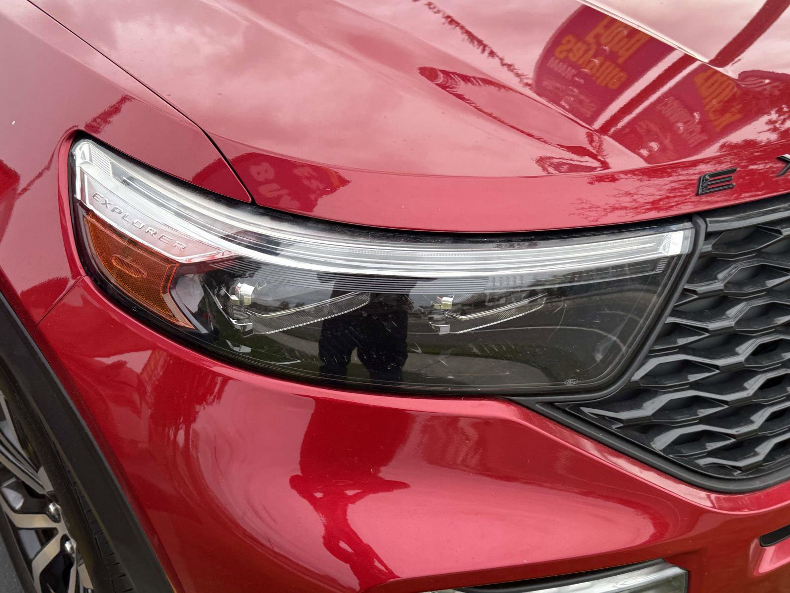 Used 2020 Ford Explorer ST w/ Premium Technology Package image 7