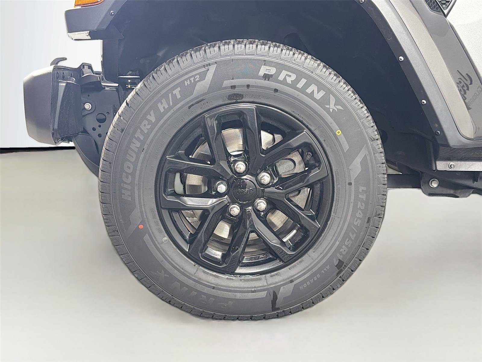 Used 2022 Jeep Gladiator Sport image 29