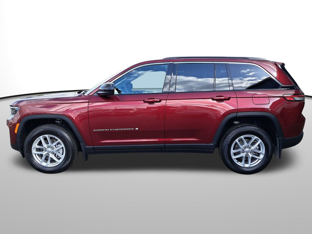 New 2025 Jeep Grand Cherokee Laredo X w/ Luxury Tech Group I image 9