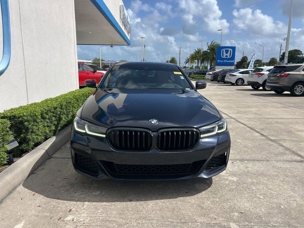 Used 2022 BMW 530i w/ M Sport Package image 2