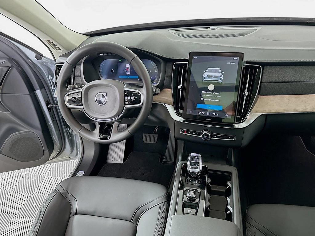 Used 2026 Volvo XC90 B5 Plus w/ Protection Package Premier AWD/4WD image 19