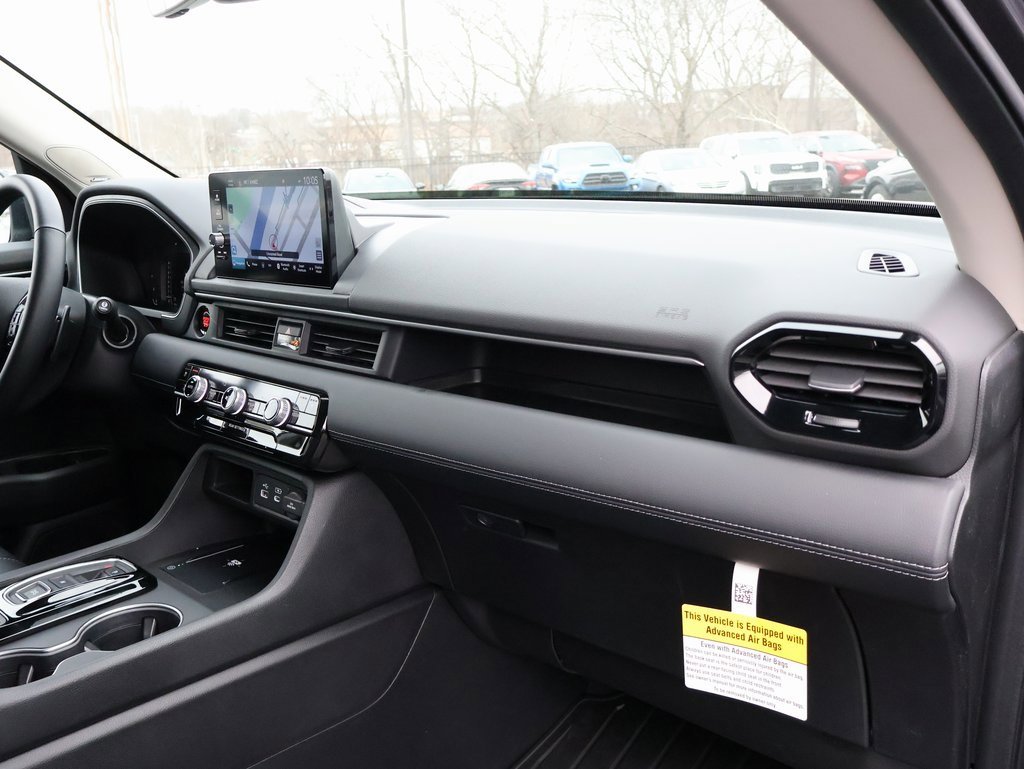 Certified 2025 Honda Pilot Elite image 9