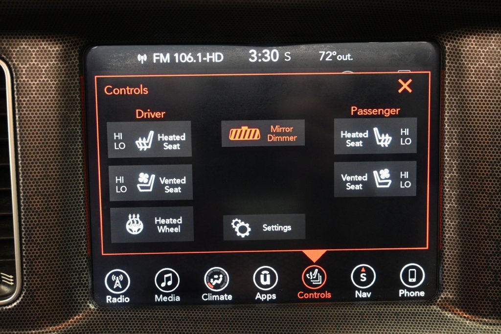 Used 2017 Dodge Charger R/T w/ Premium Group RWD image 21