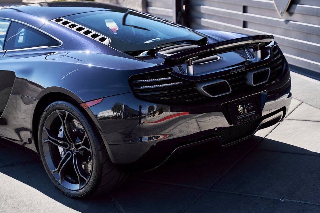 Used 2012 McLaren MP4-12C Coupe image 13