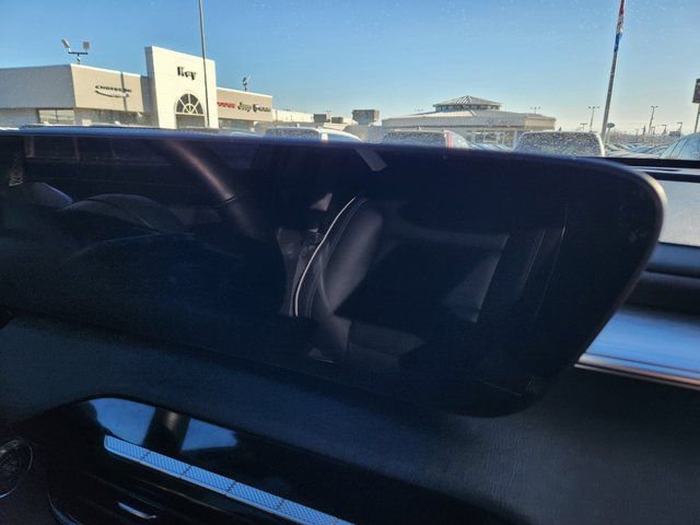 Used 2025 Buick Enclave Preferred image 14