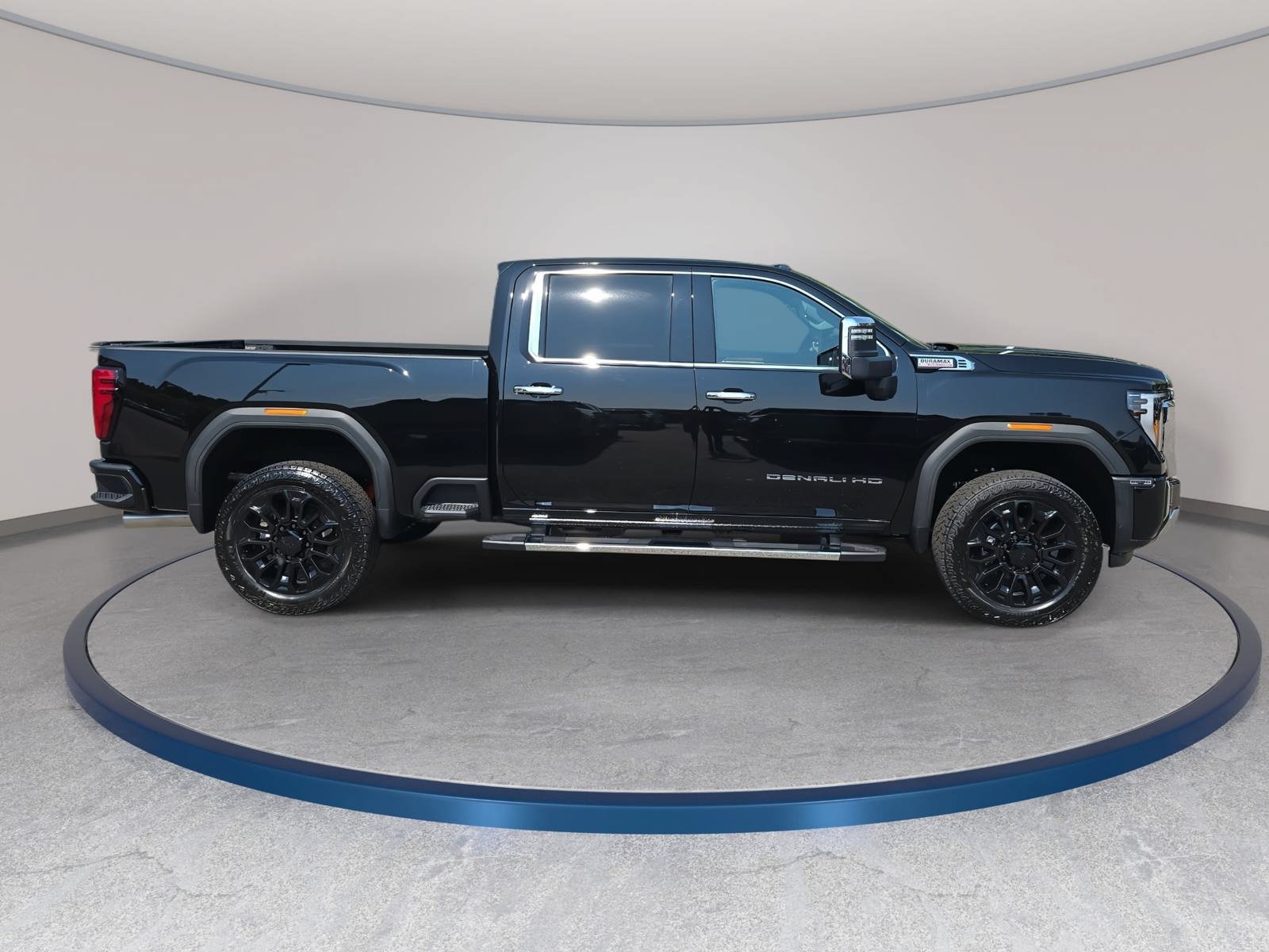 New 2026 GMC Sierra 2500 Denali w/ Denali Reserve Package AWD/4WD image 4