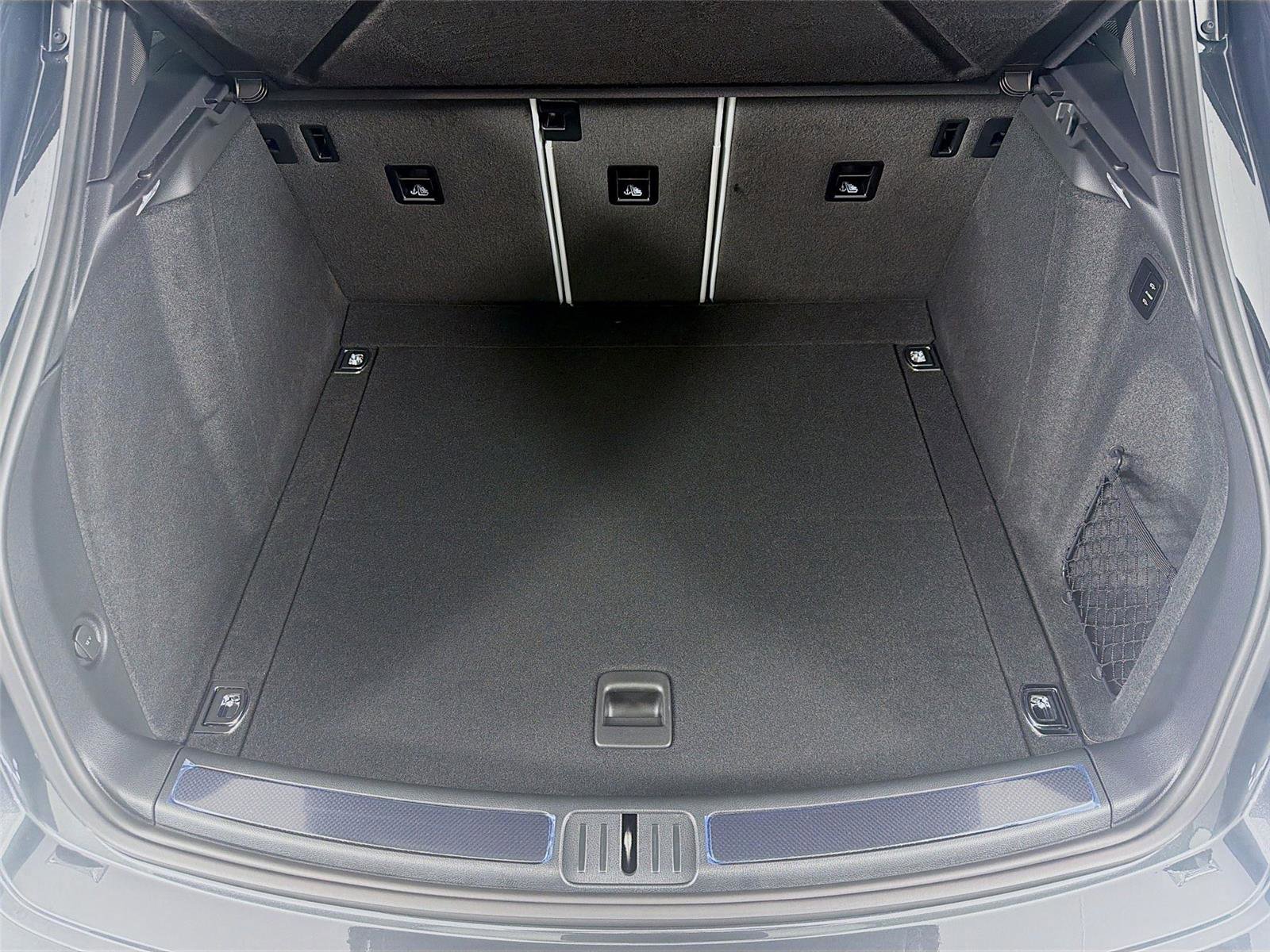 New 2026 Porsche Macan GTS image 23