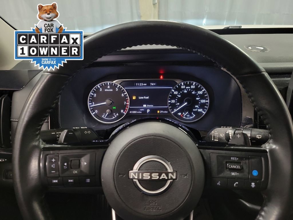 Used 2023 Nissan Pathfinder SV image 14