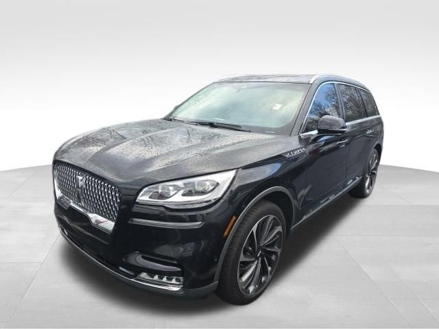 Used 2020 Lincoln Aviator Reserve w/ Equipment Group 202A image 2