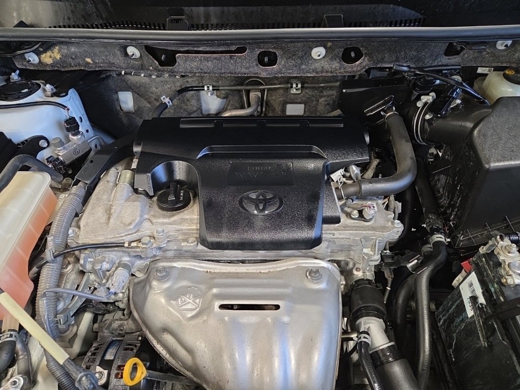 Used 2018 Toyota RAV4 XLE w/ Plus Extra Value Package image 21