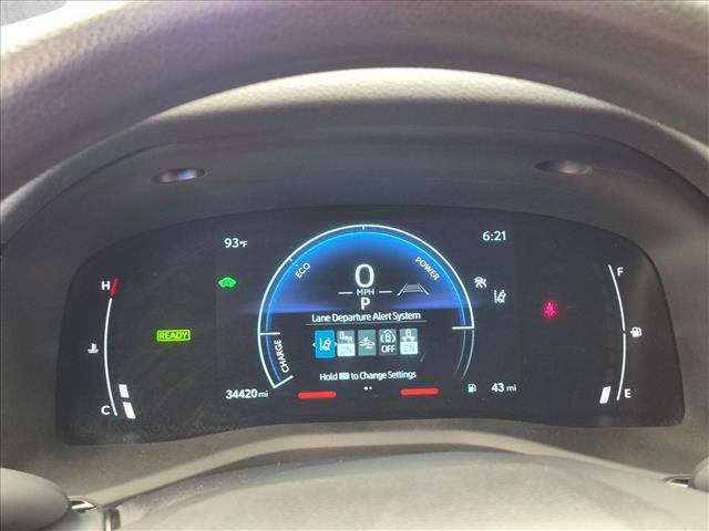 Used 2025 Toyota Camry LE FWD image 14