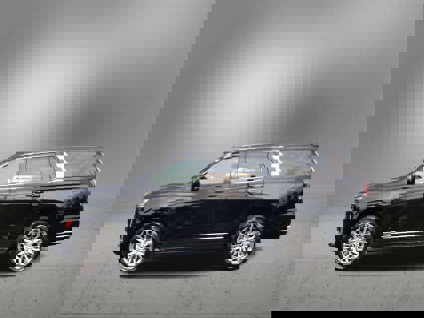 Used 2023 Cadillac Escalade Premium Luxury image 5