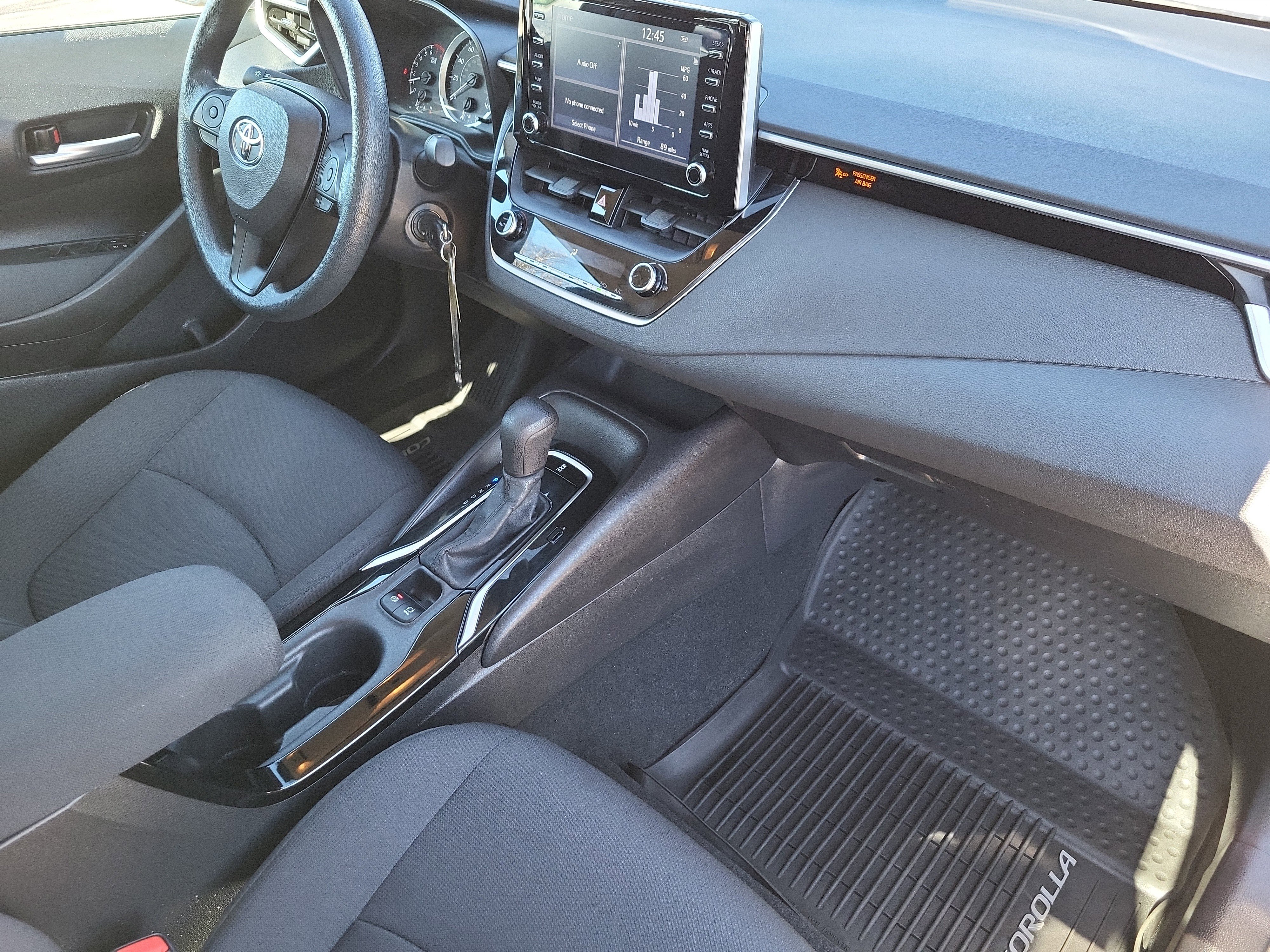 Used 2020 Toyota Corolla LE image 15