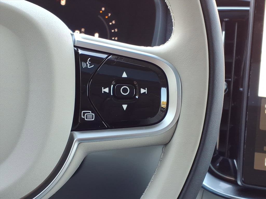 New 2026 Volvo XC90 B6 Ultra w/ Protection Package Premier image 21