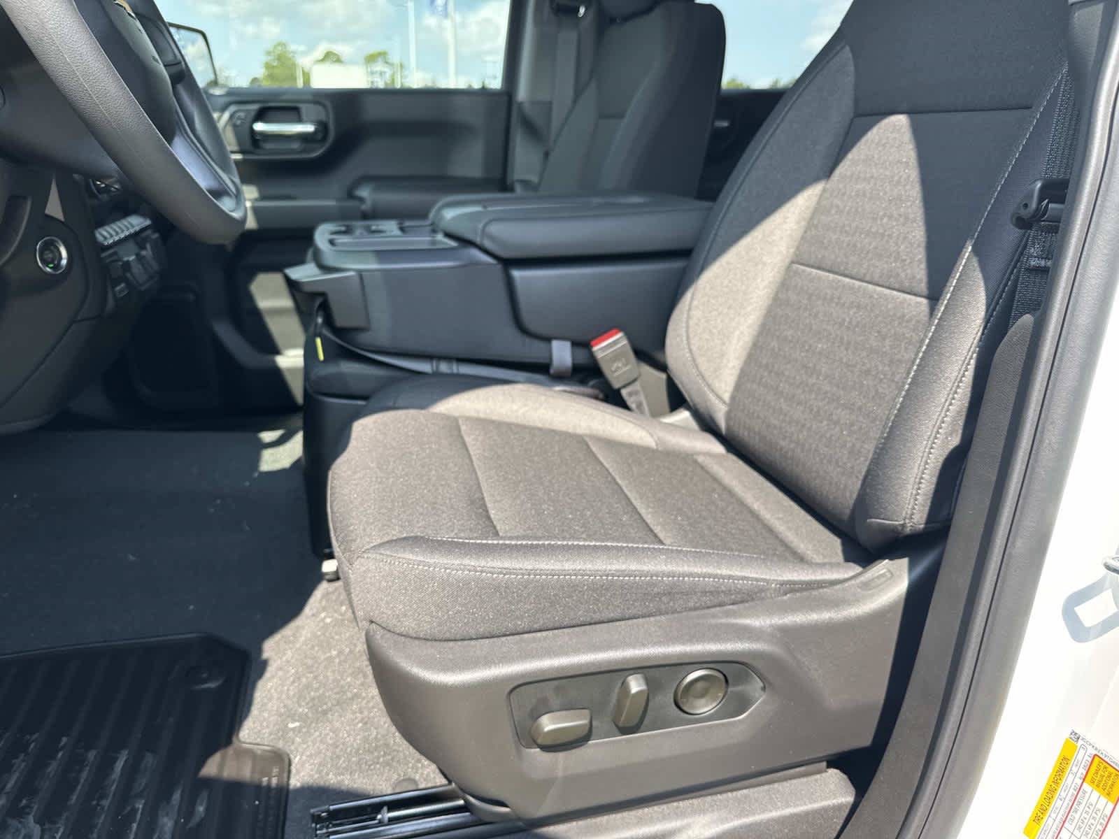 New 2026 Chevrolet Silverado 1500 Custom w/ Turbomax Blackout Package AWD/4WD image 11