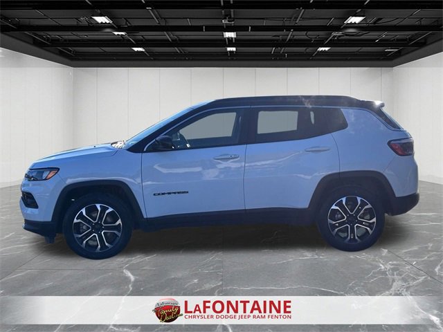 Certified 2023 Jeep Compass Limited image 2