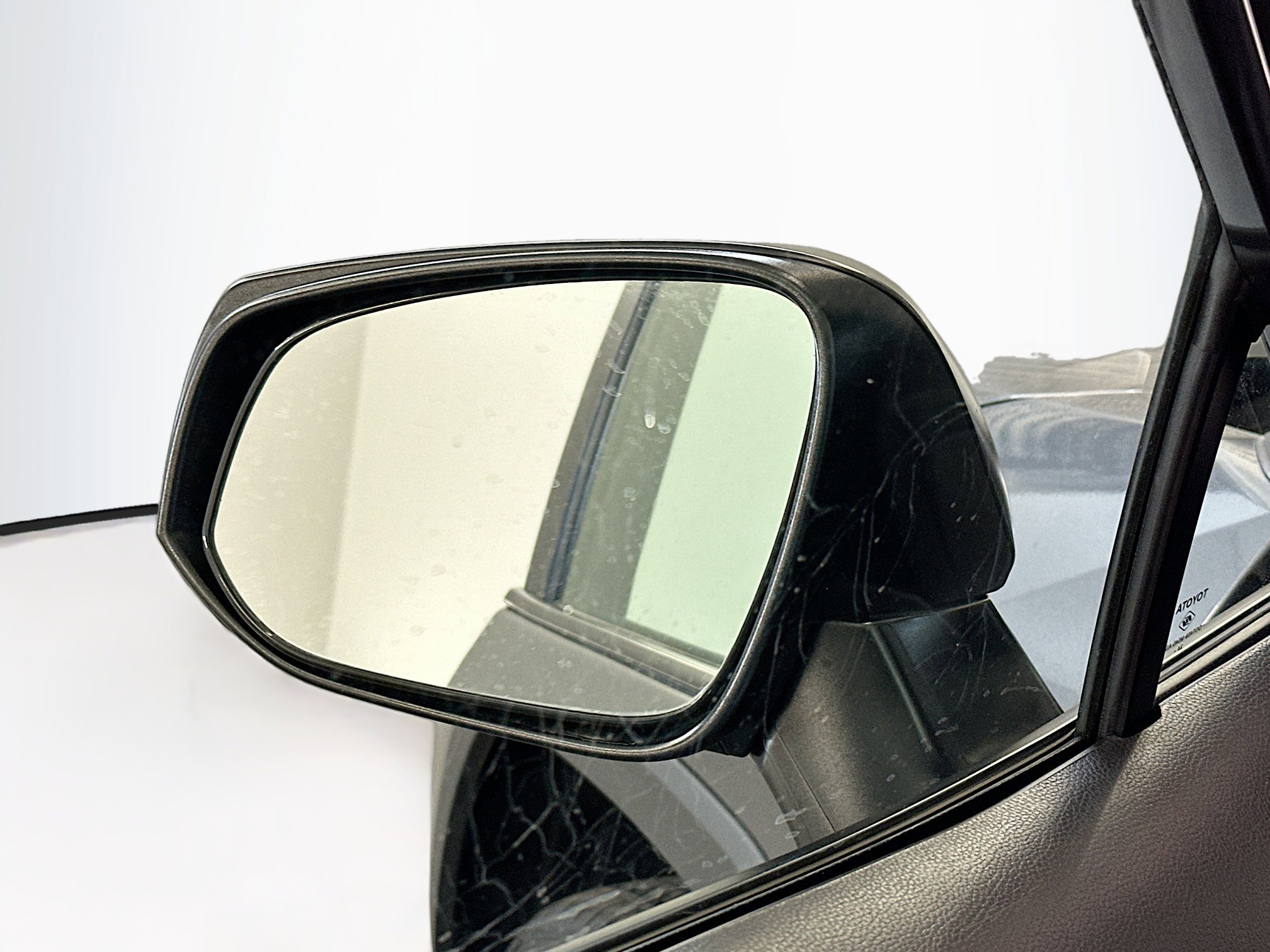 Used 2025 Toyota RAV4 LE image 16