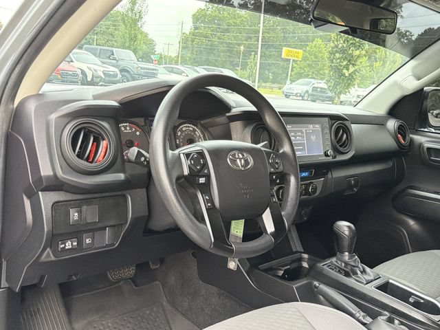 Used 2022 Toyota Tacoma SR AWD/4WD image 8