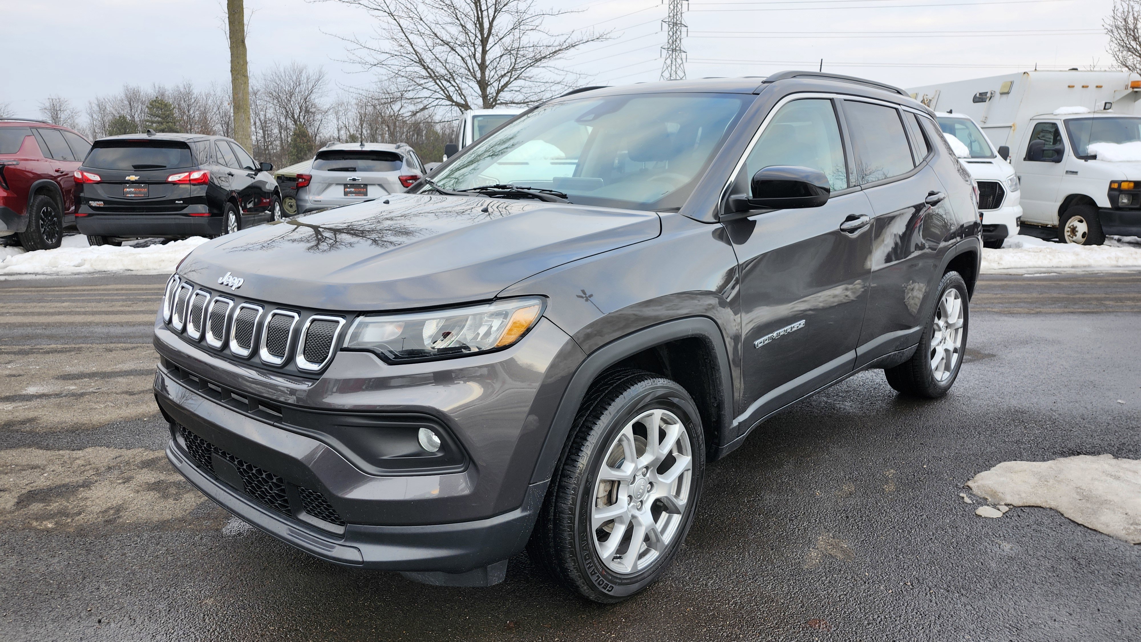 Used 2022 Jeep Compass Latitude image 14