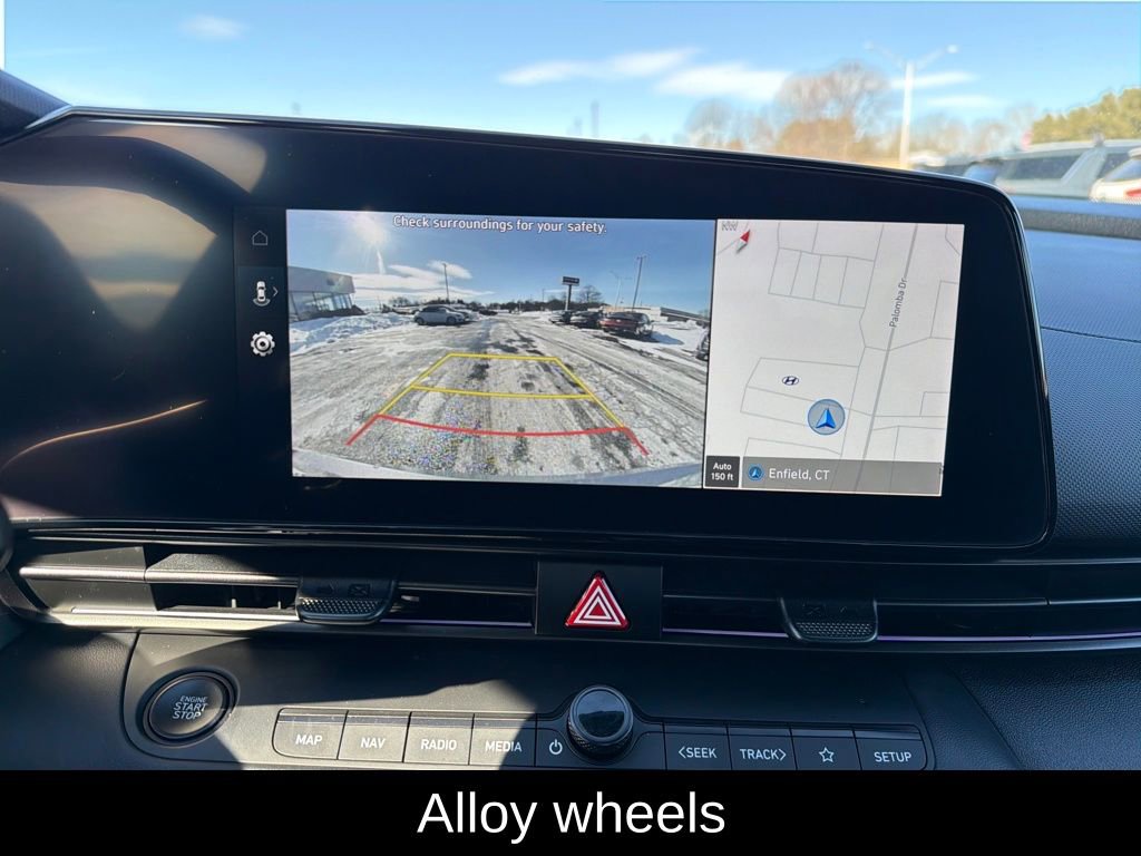 Certified 2025 Hyundai Elantra SEL image 21