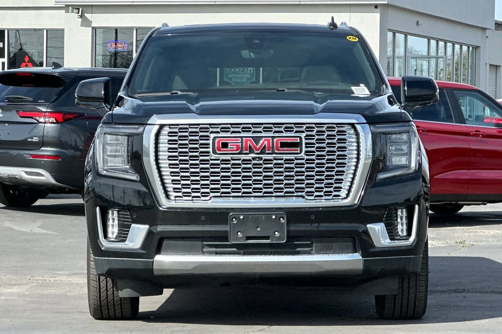 Used 2021 GMC Yukon Denali w/ Denali Premium Package AWD/4WD image 9
