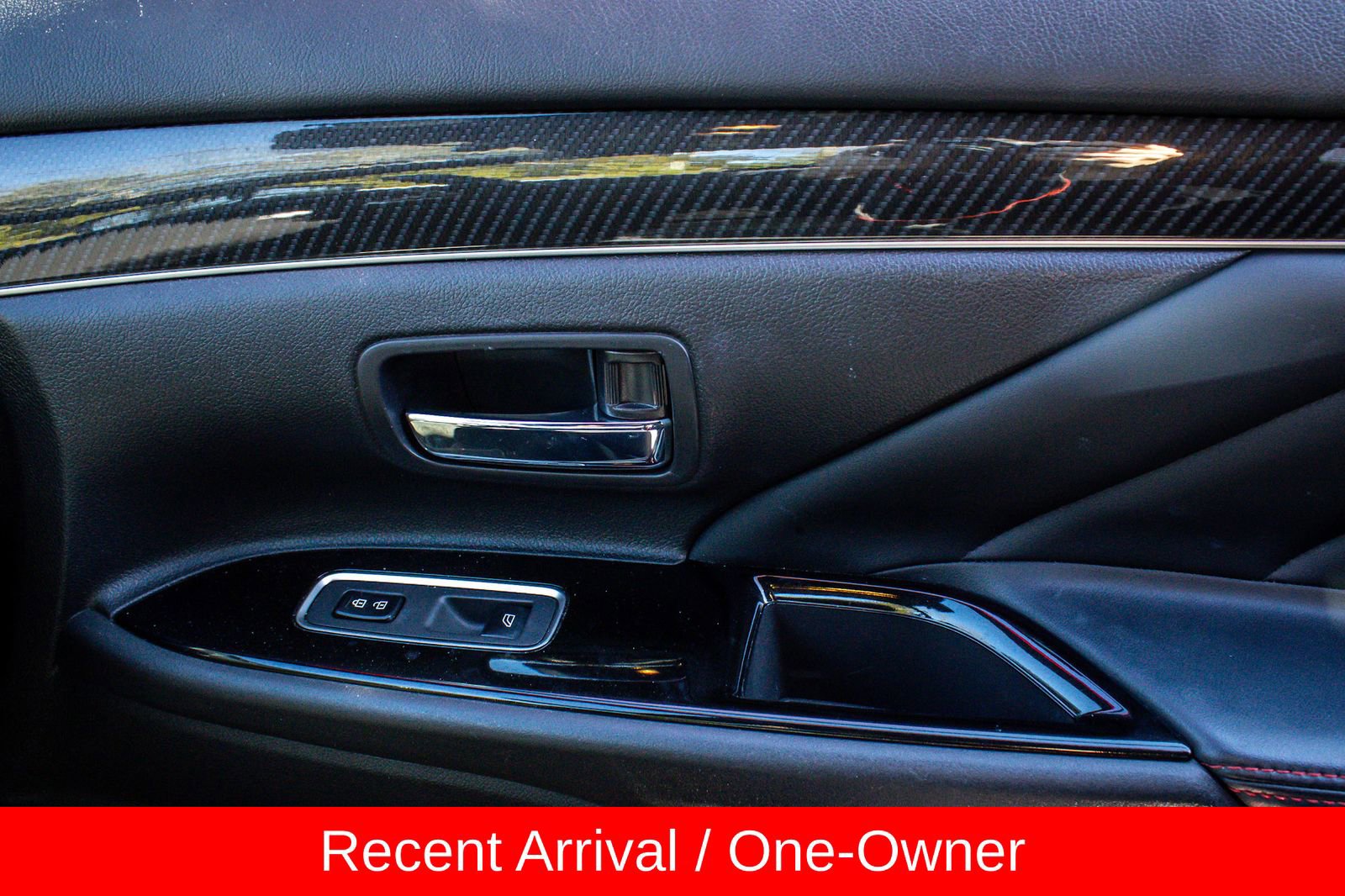 Used 2022 Mitsubishi Outlander 4WD Plug-In Hybrid image 18