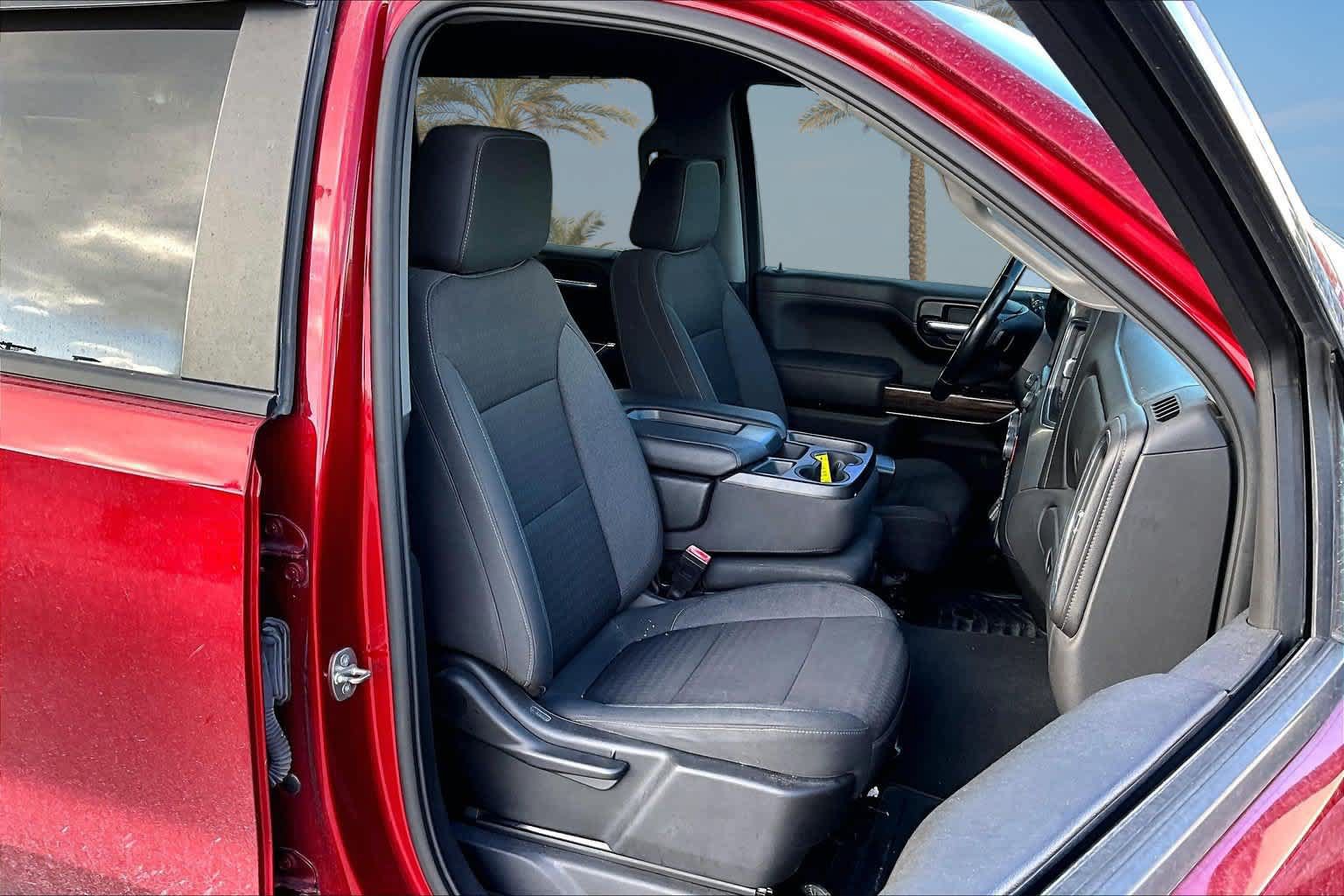 Used 2021 Chevrolet Silverado 1500 RST w/ Z71 Off-Road Package AWD/4WD image 11