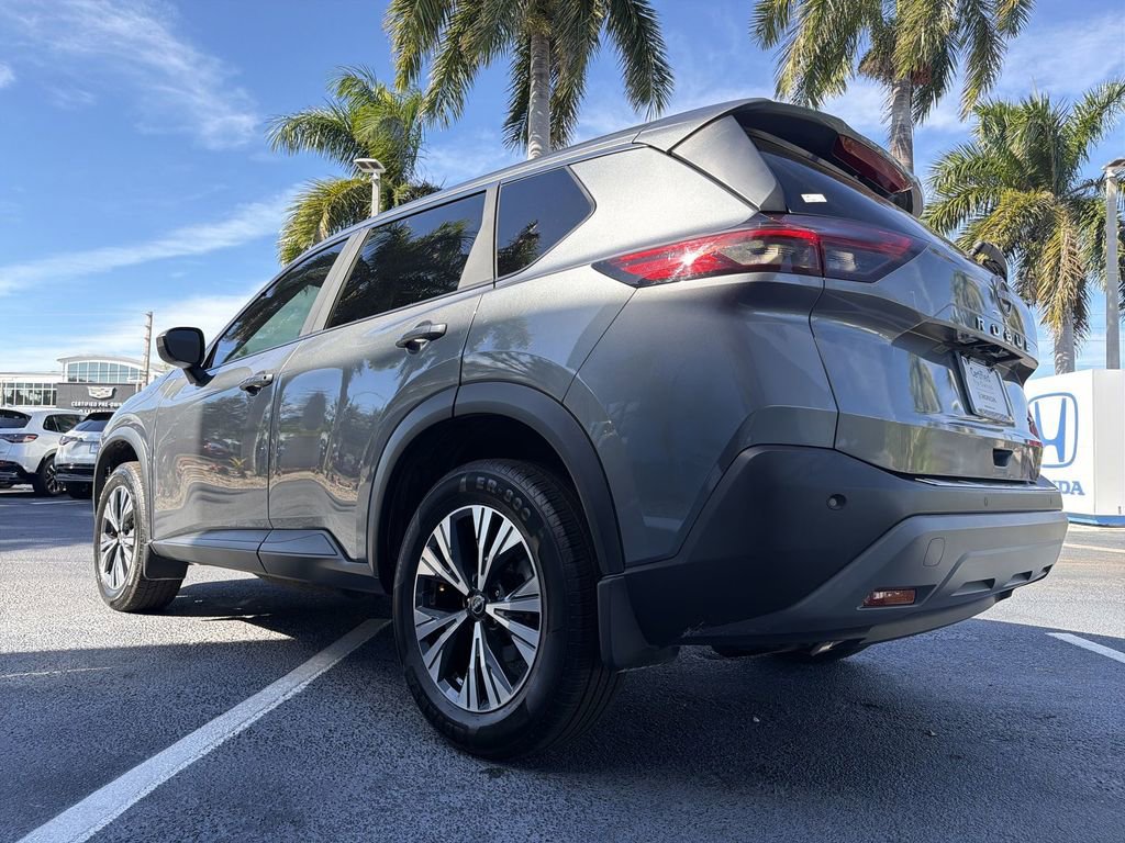 Used 2023 Nissan Rogue SV image 20