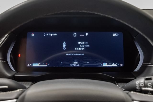 Used 2024 Jeep Grand Cherokee Altitude AWD/4WD image 13