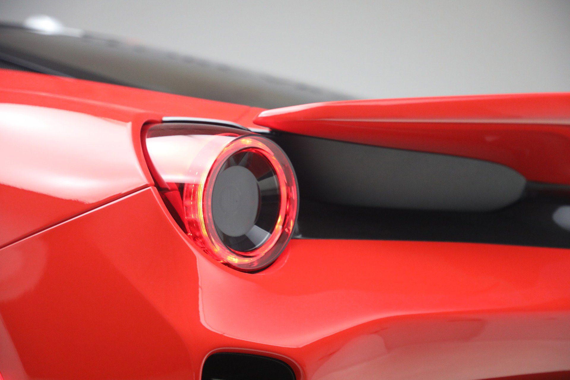 Certified 2019 Ferrari 488 Pista Coupe RWD image 27