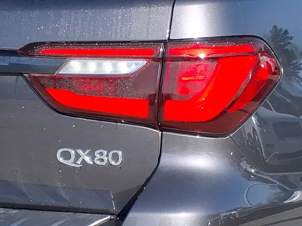 Used 2024 INFINITI QX80 Sensory image 7