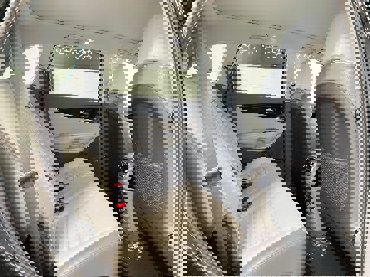 Used 2020 Kia Sorento SX image 16