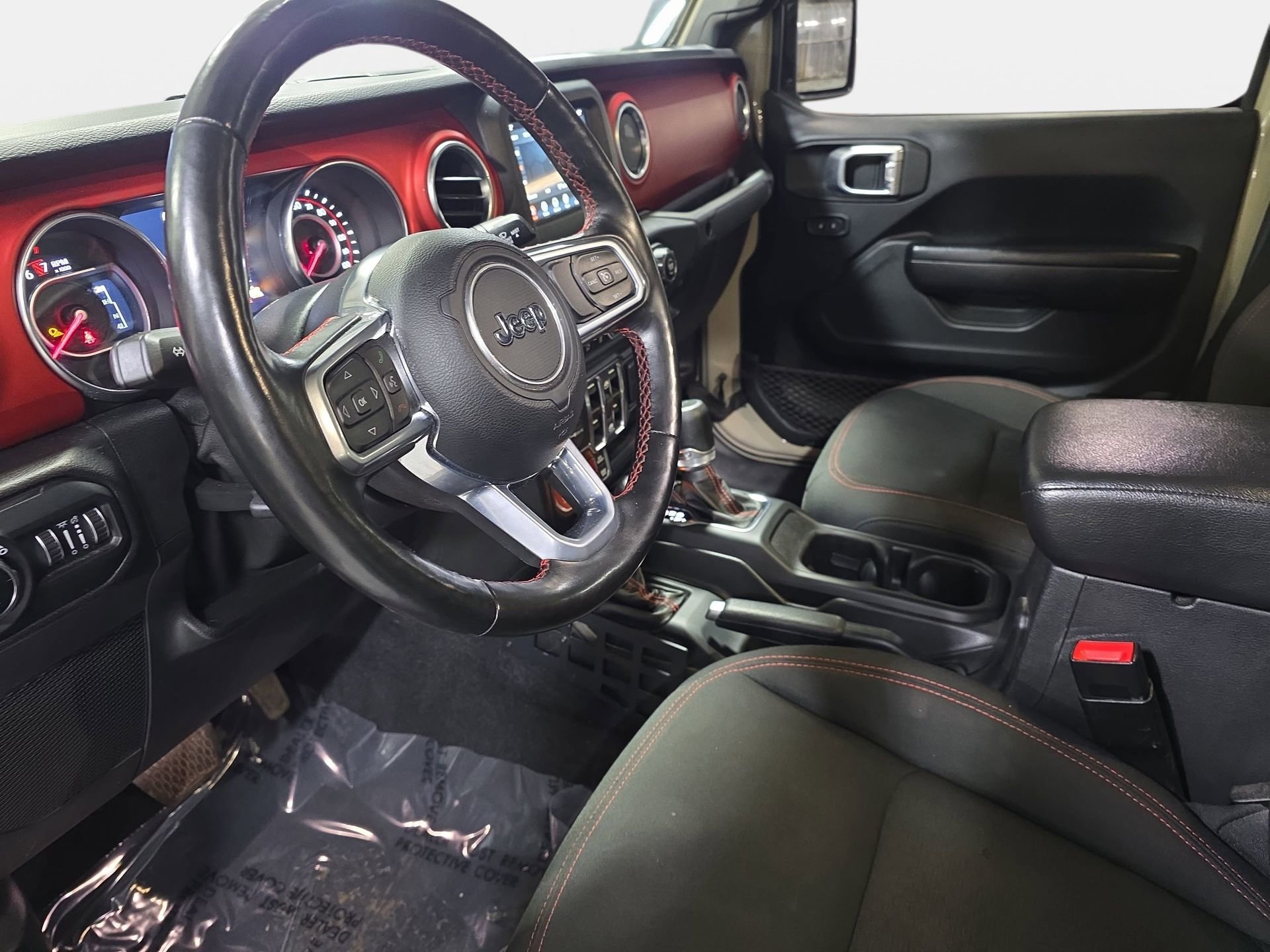 Used 2020 Jeep Gladiator Rubicon w/ Cold Weather Group AWD/4WD image 16