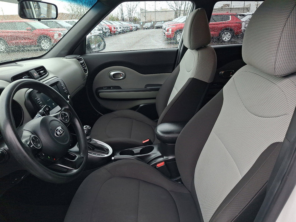 Used 2018 Kia Soul w/ Convenience Package image 23