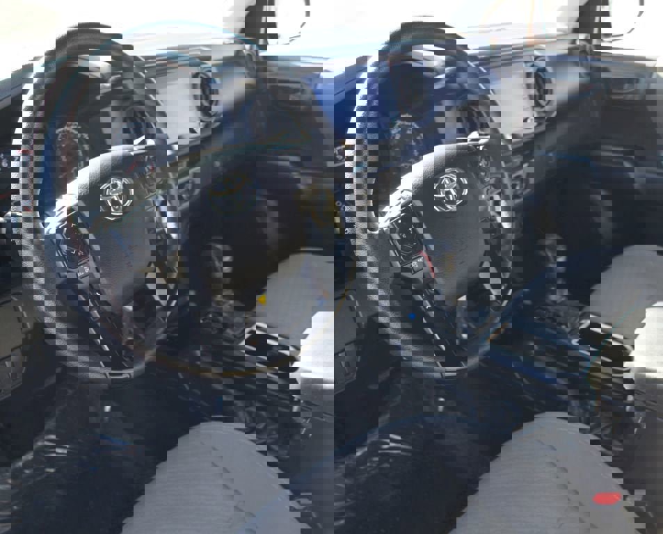 Used 2023 Toyota Tacoma SR image 12