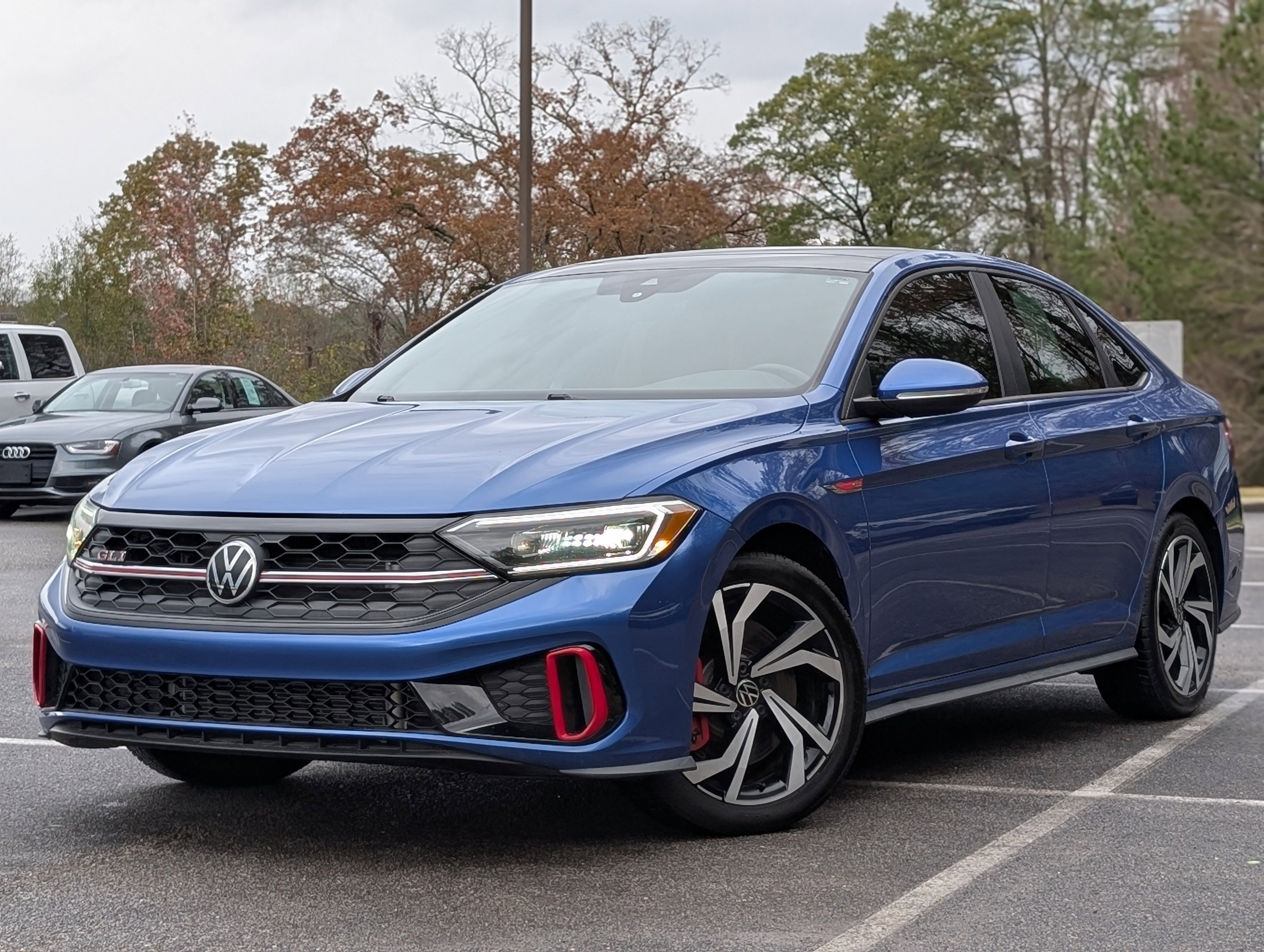 Used 2022 Volkswagen Jetta GLI Autobahn image 4