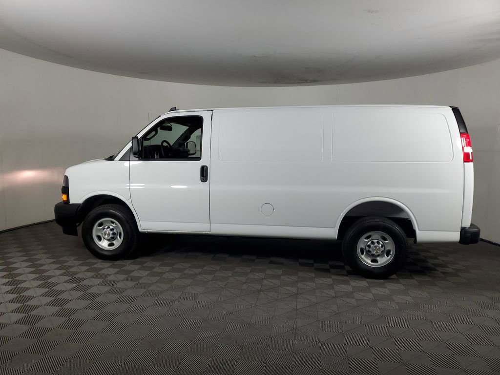 New 2026 Chevrolet Express 2500 w/ Driver Convenience Package image 7