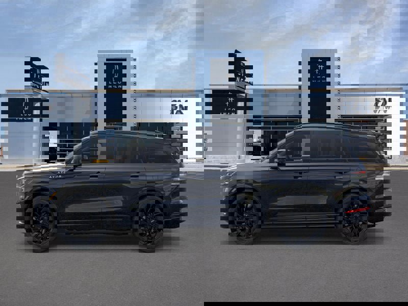 New 2026 Lincoln Aviator Reserve w/ Jet Appearance Package image 3