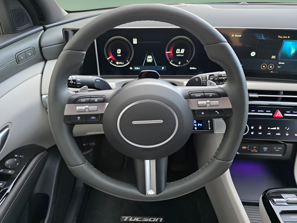 New 2025 Hyundai Tucson Limited FWD image 24