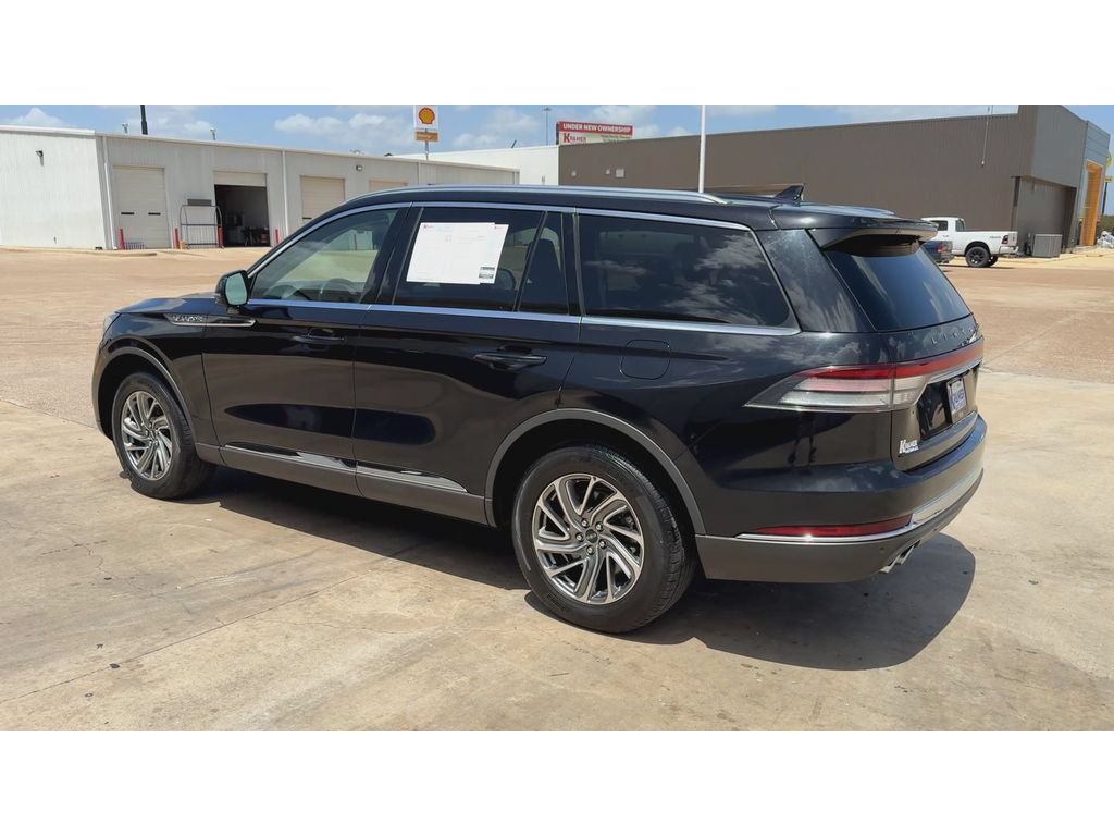 Used 2023 Lincoln Aviator AWD image 6