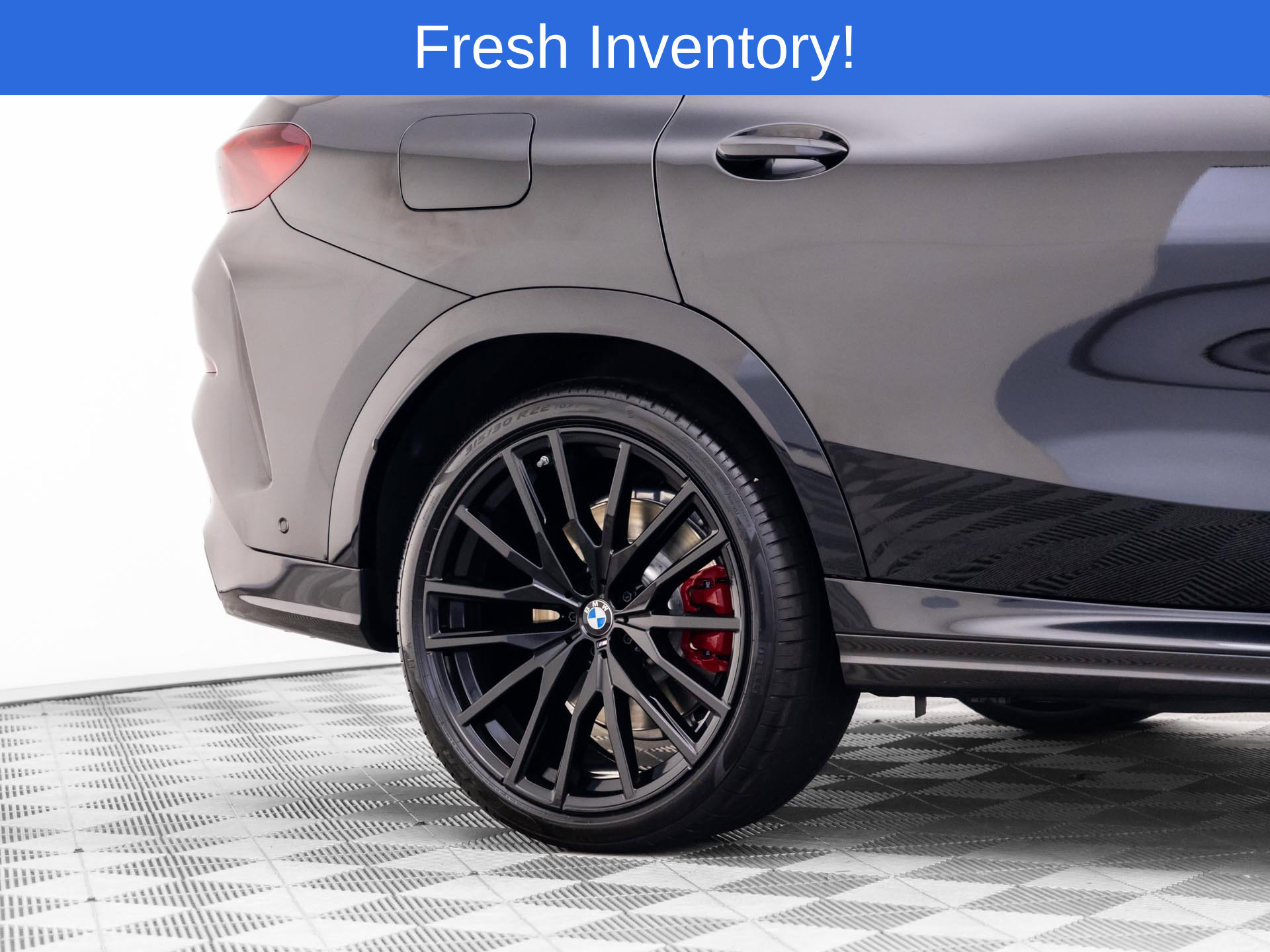 Certified 2026 BMW X6 M60i w/ Climate Comfort Package AWD/4WD image 37