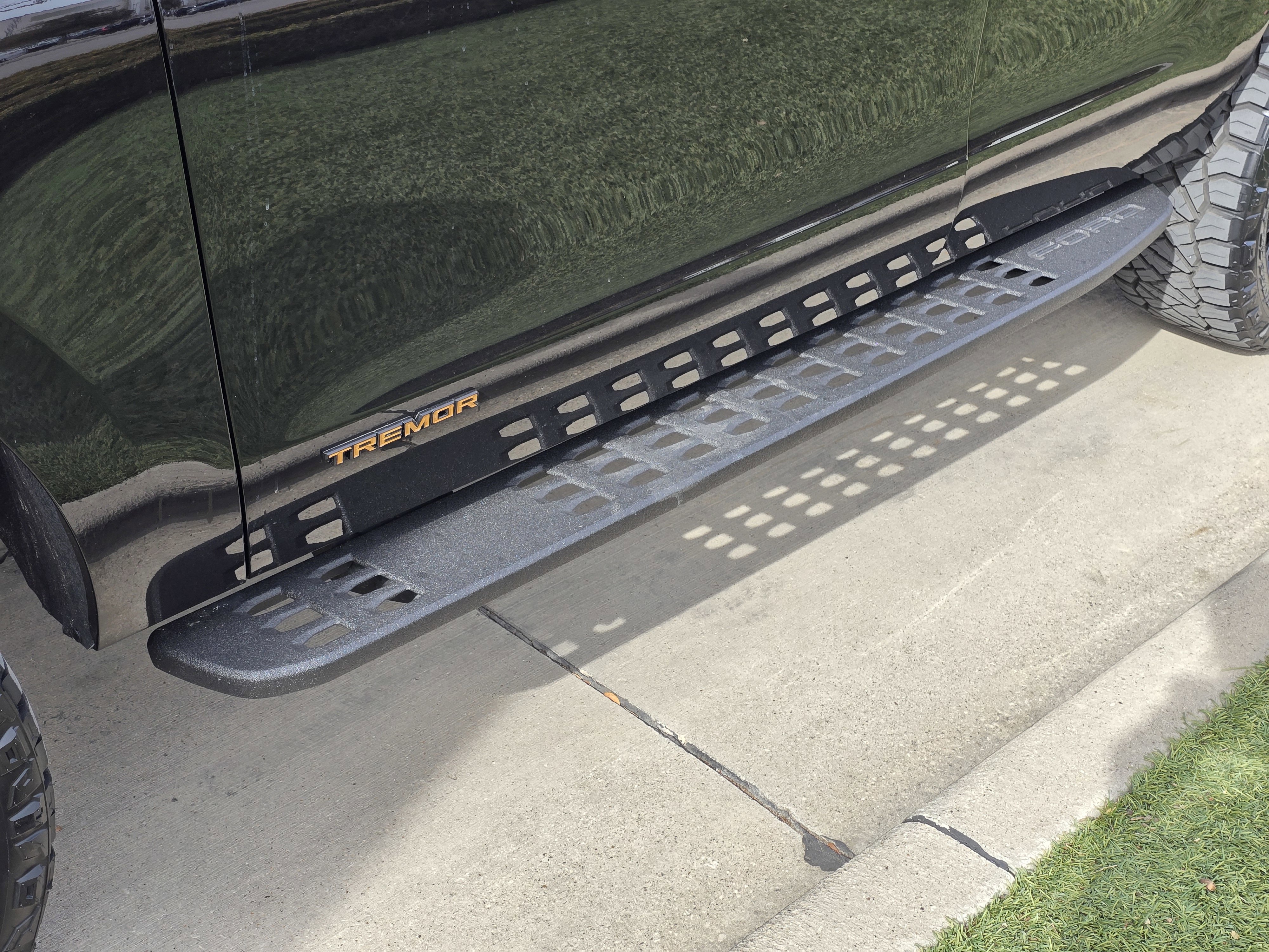 New 2026 Ford Expedition Tremor image 7