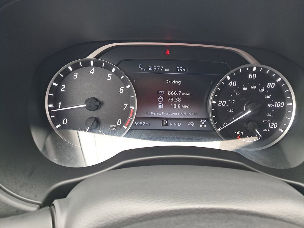 Certified 2025 Nissan Frontier SV image 34