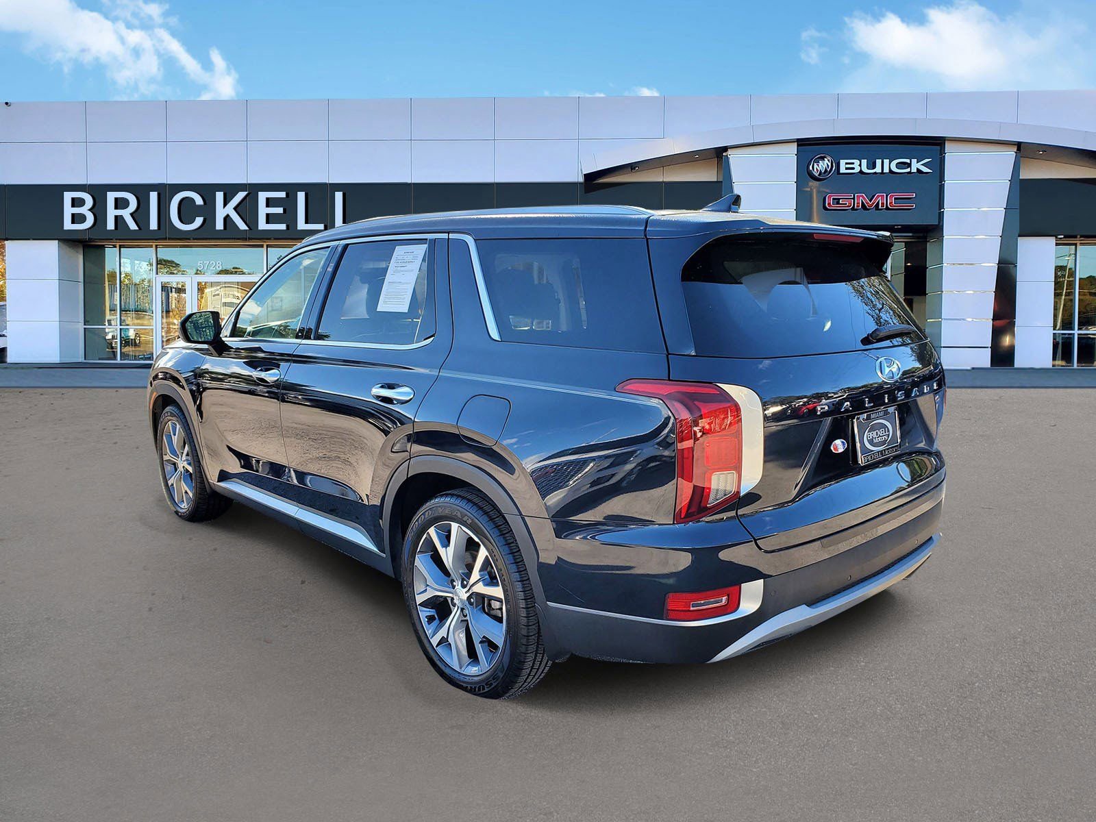 Used 2021 Hyundai Palisade SEL w/ Premium Package image 4